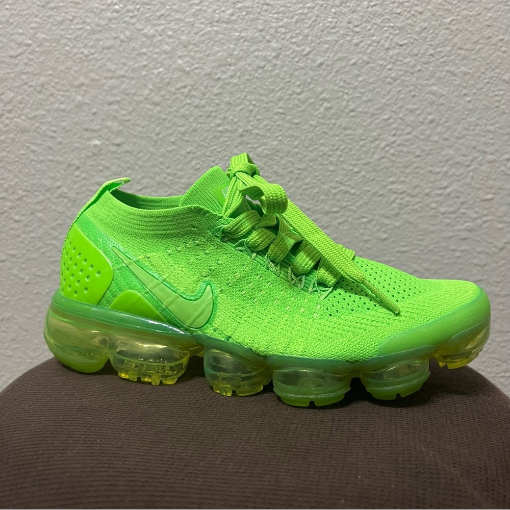 Nike Air Vapormax flyknit women’s size 6.5